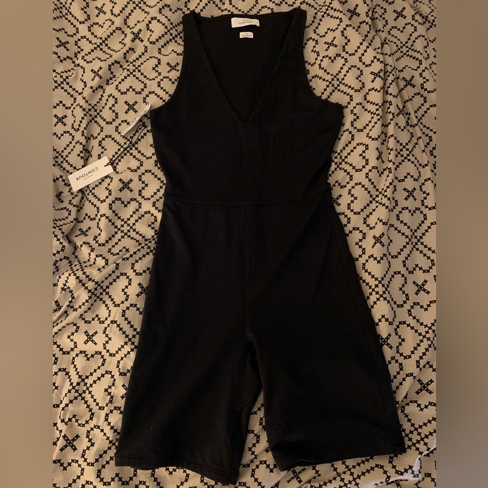 Aritzia - Contour V-Neck Romper